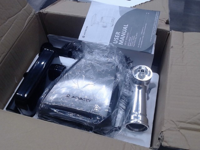 Grinder a viande neuf en bo+acc