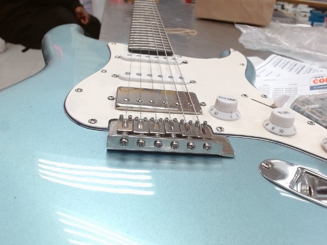 Guitare electrique donner seeker design