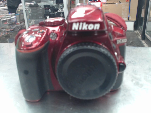 Camera digitale rouge