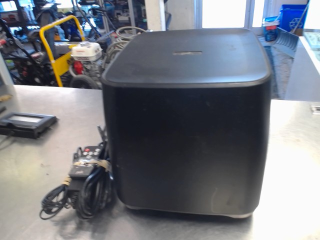 Barre de son + sub polk surroundbar 5000