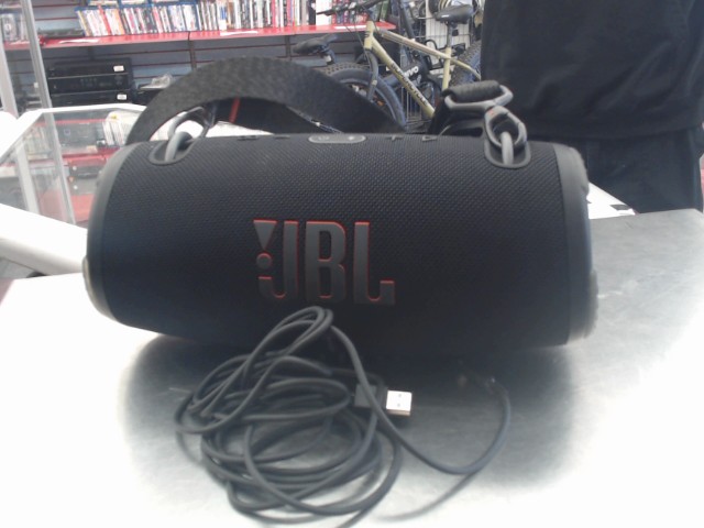 Haut-parleur portatif avec sangle