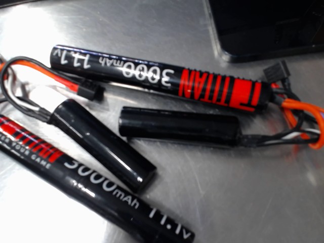 Titan nunchuck lithium batteries x2