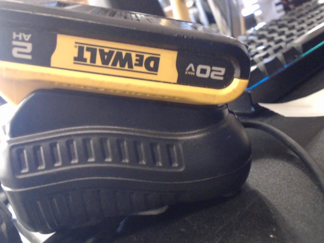 Batterie avec chargeur