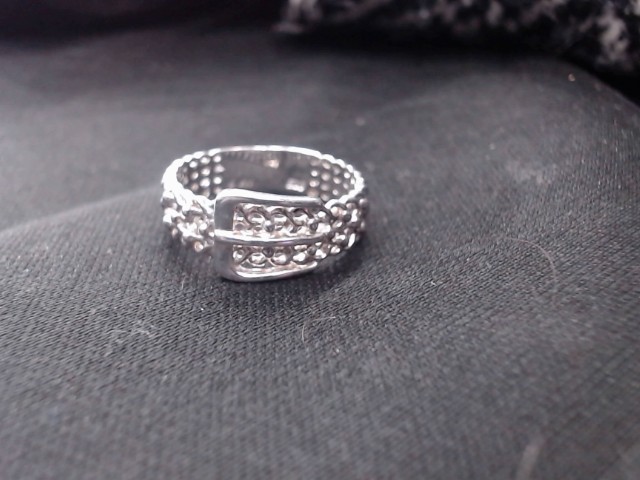 Bague en argent style boucle ceinture
