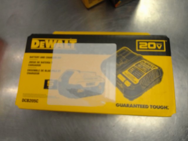 Battery and charger kit dewalt