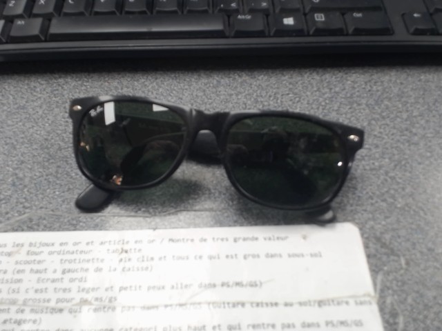 Sunglasses rayban norie