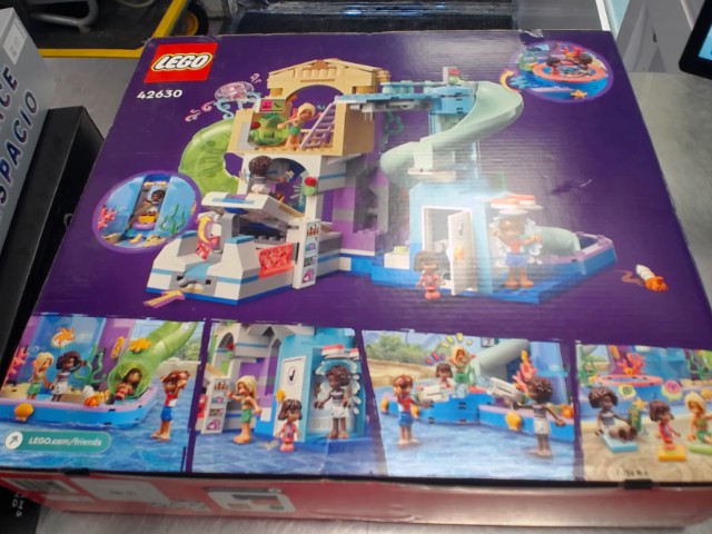 Lego heartlake city water park
