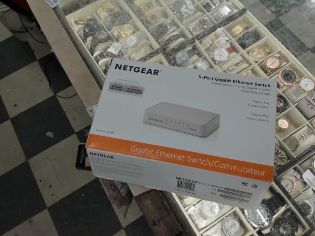 5-port gigabit ethernet switch