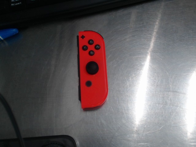 Joy-con gauche