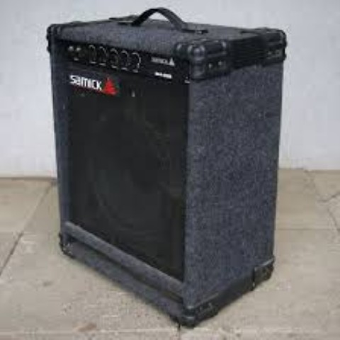 Emplificateur samick pour bass 80watt