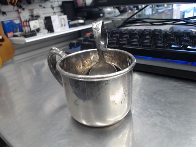 Tea cup ett cuillere argent solide