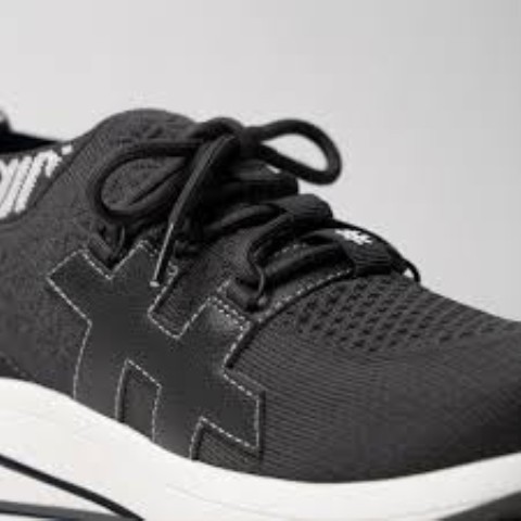 Soulier nomad grandeur 9.5