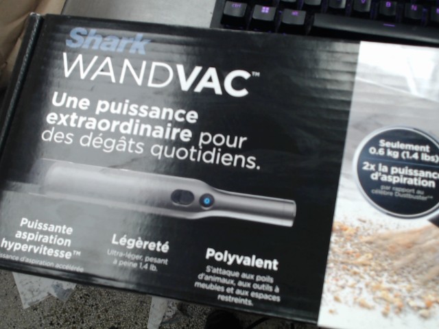 Cord-free handheld vacuum wv200c