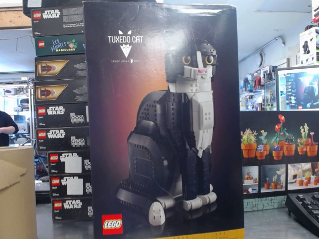 Le chat tuxedo lego