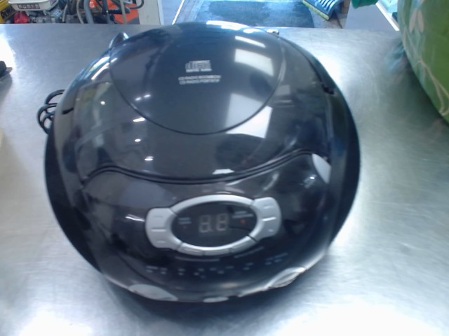 Cd radio boombox