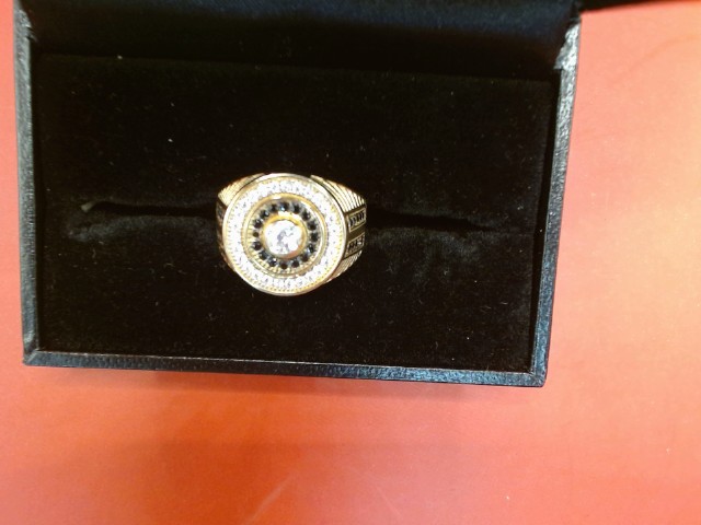 Bague en or 10kt