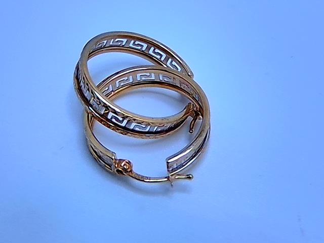 BOUCLES D OREILLES EN OR 10KT