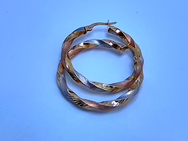 BOUCLES D OREILLES EN OR 10KT