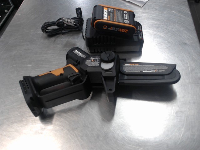 Scie �laguer avec batterie et chargeur