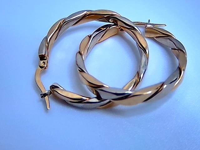 BOUCLES D OREILLES EN OR 14KT