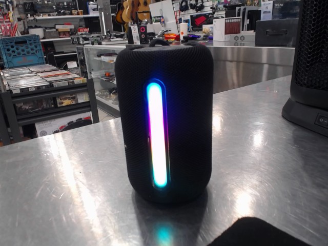 Speaker bluetooth