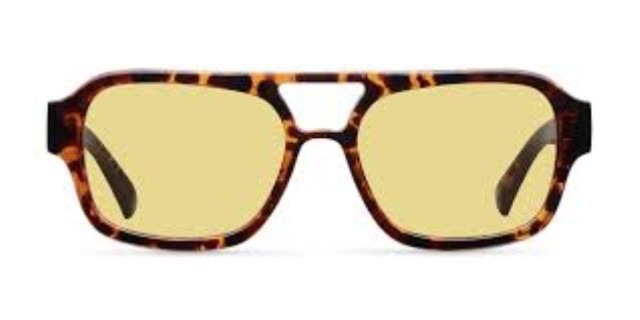 Lunette de soleil en bon etat