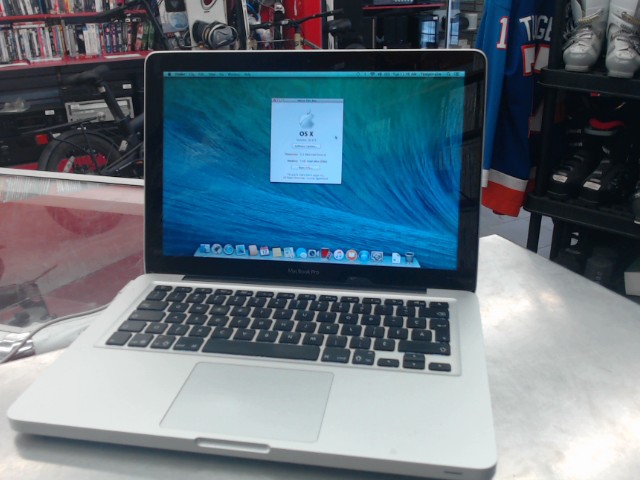 Macbook pro 2013 4gb ram 512gb 2.5ghz i5