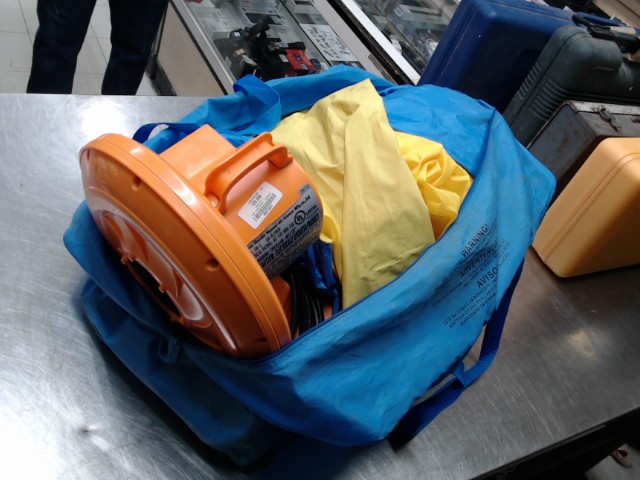 Jump-house blower + jumphouse