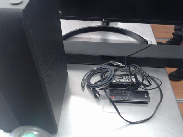 Barre de son + sub + manette