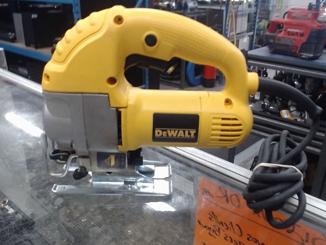 Scie sauteuse �lectrique