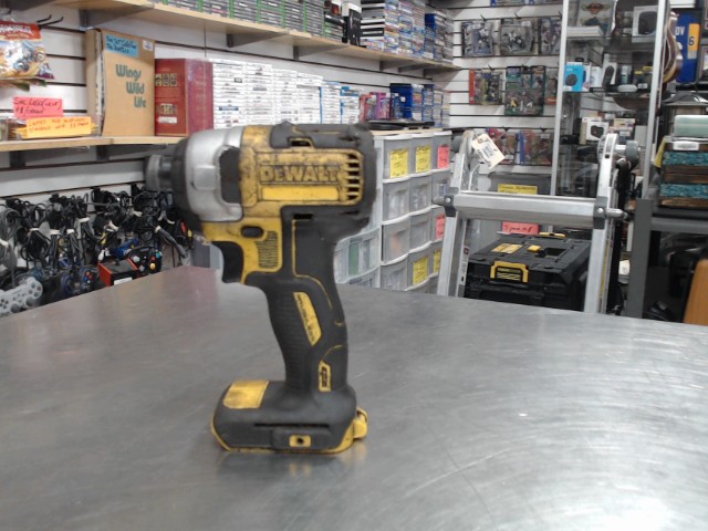 Impact 20v no batterie/chrg