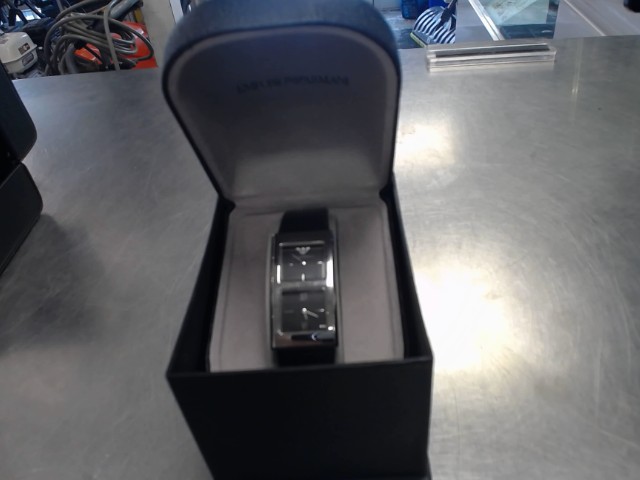 Montre homme emporio armani en boite