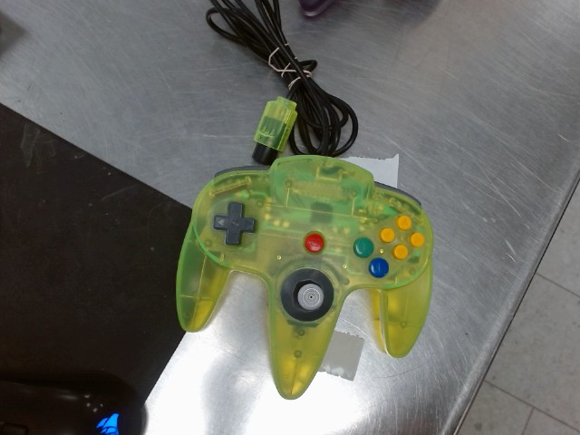 Manette de nintendo 64 third party