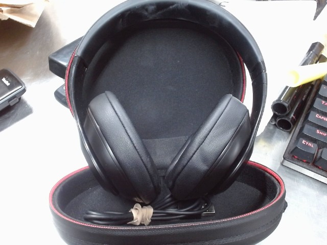 Beats studio 3 + etui