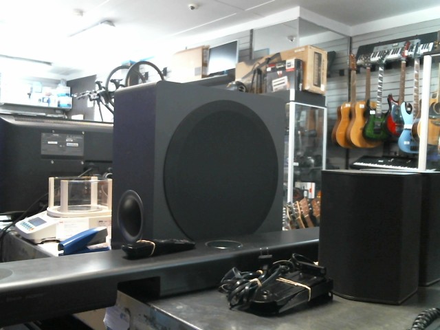 Barre de son + kit et tc