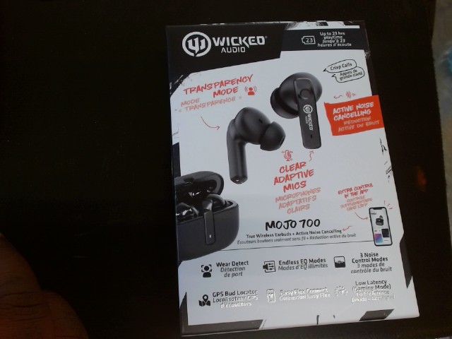 True wireless earbuds+active noisecancel