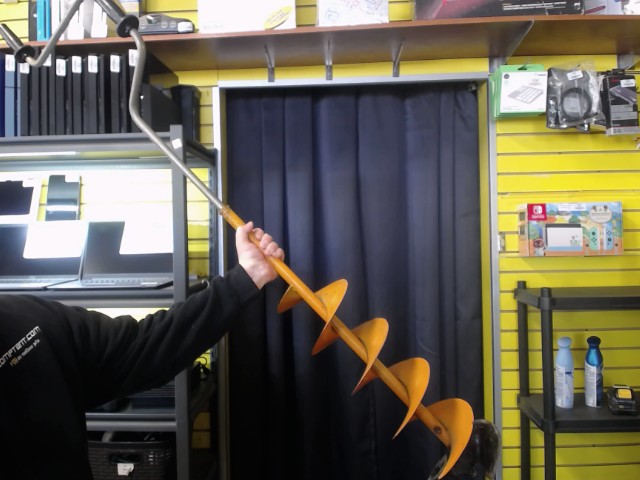 Perceuse � glace manuelle 8''