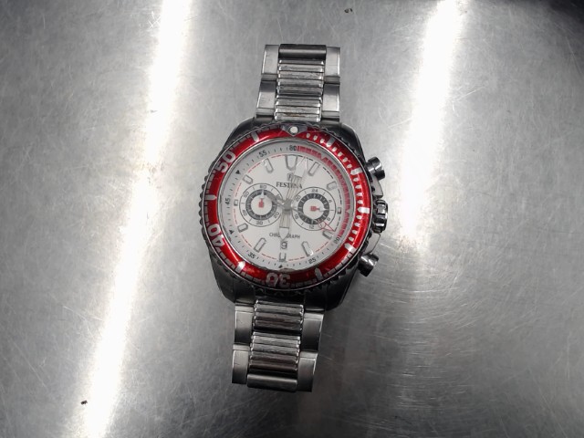 Montre festina avec cadran rouge