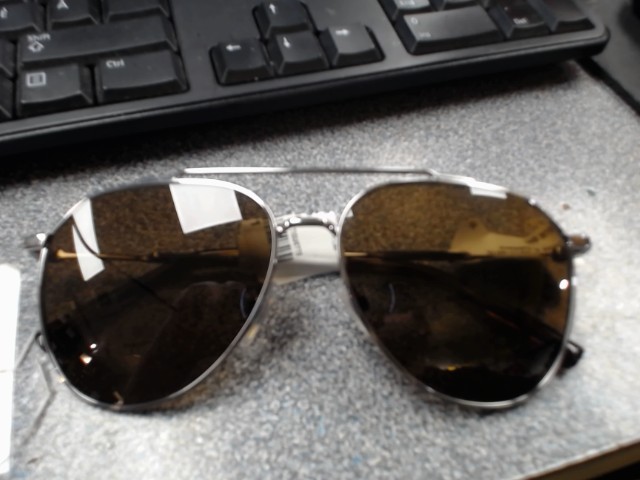 Lunette dg gun shn case + etiquette