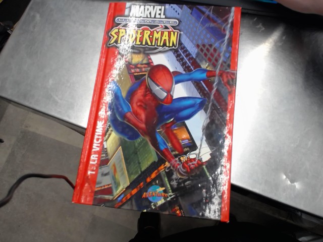 Comic spiderman ultimate 2001