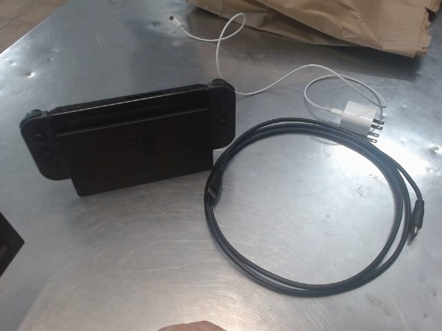 Switch+2joycons+chrg+dock