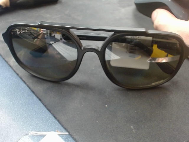 Raybans noires aviator plastic