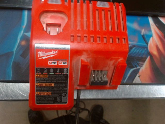 Chargeur m12 m18 milwaukee