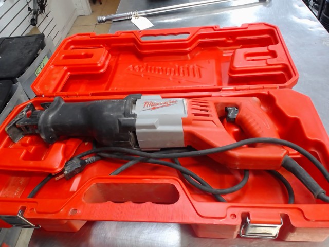 Scie vas et viens filaire avec boite