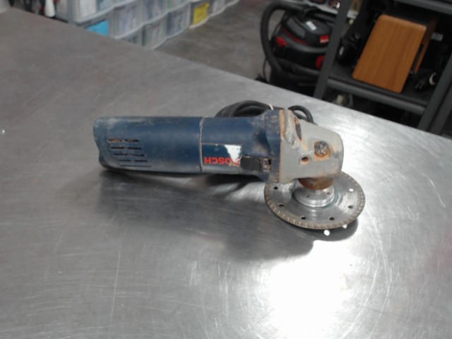 Grinder �lectrique no acc