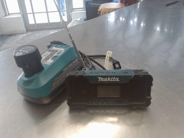 Radio de construction+ 2 batt+chargeur
