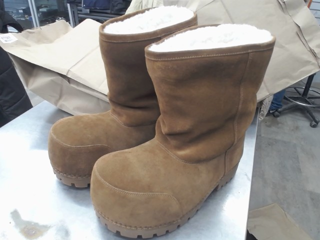 Bottes d'hivers brune fourrure blanche