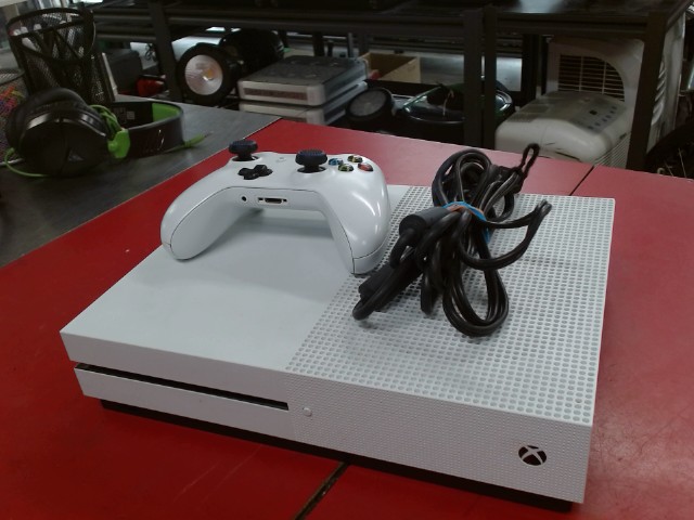 Console xbox one s 1tb+manette+fils