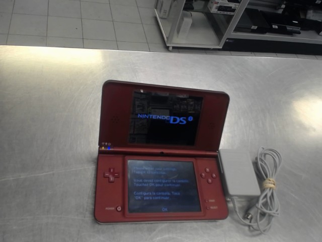 Console dsi xl dans pochette rose