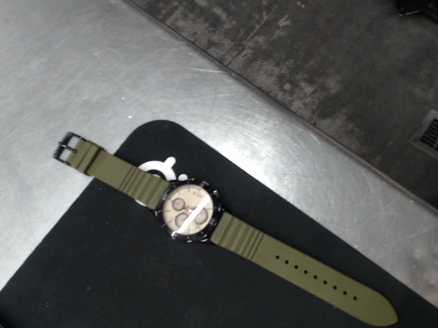 Montre fossil bon etats